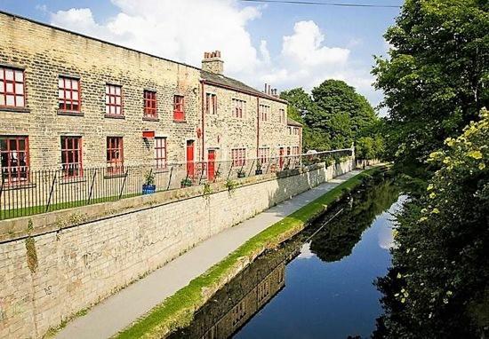 -F5Gh- For Relaxed & Cosy Stay, Free Parking, Wifi Leeds  Exterior photo